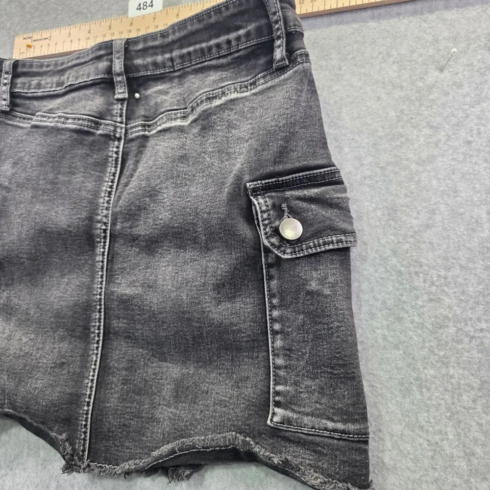 Tinsel Black Denim Cargo Mini Skirt Frayed Raw‎ Hem Size 28 Utility Y2K Style